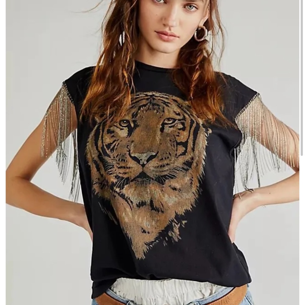 Free People NWOT Vintage Souls Tiger metal fringe T Shirt 🐯